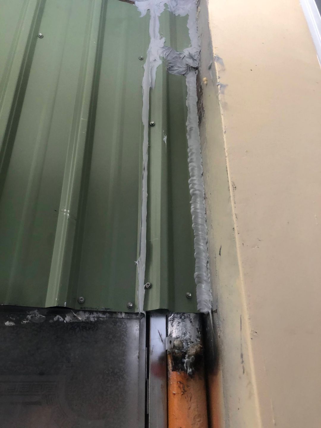 鐵皮屋收邊包腳重點