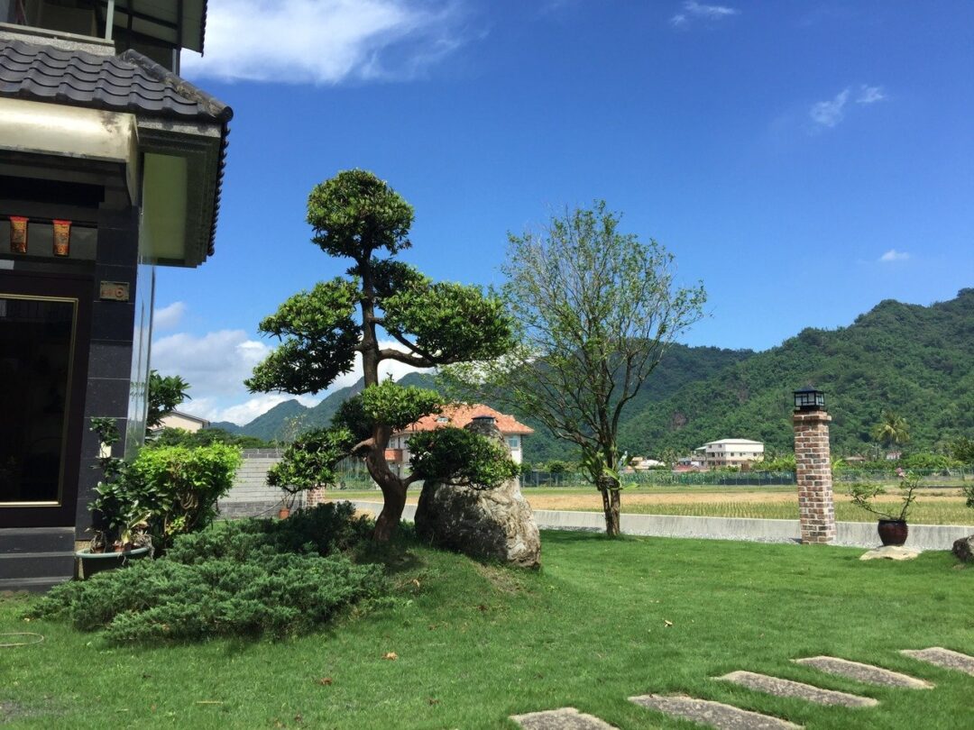 拉桿不鏽鋼採光罩-安裝施工-鍛造欄杆安裝前